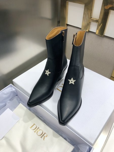 Dior New style pointed toe women s short boots