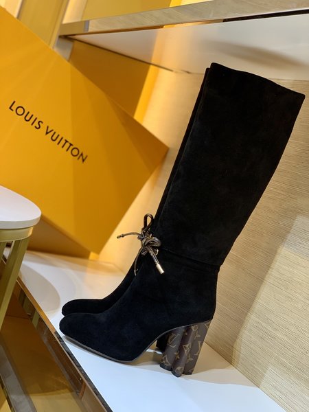 Louis Vuitton Calfskin canvas Silhouette boots Monogram canvas heel: 8cm