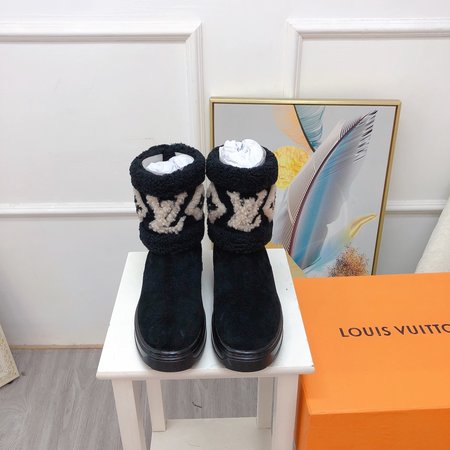 Louis Vuitton Minimalist Wool Booties