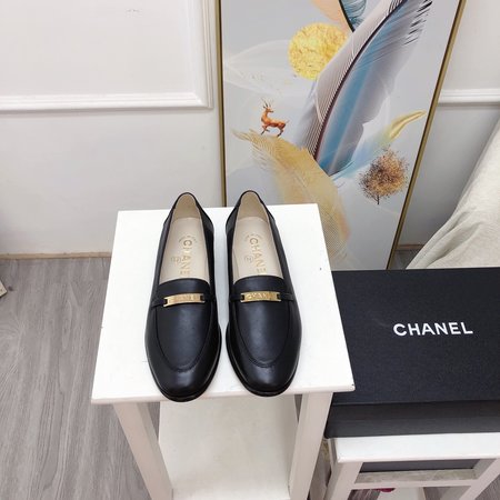 Chanel quality loafers