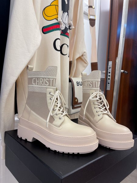 Dior retro tech boots