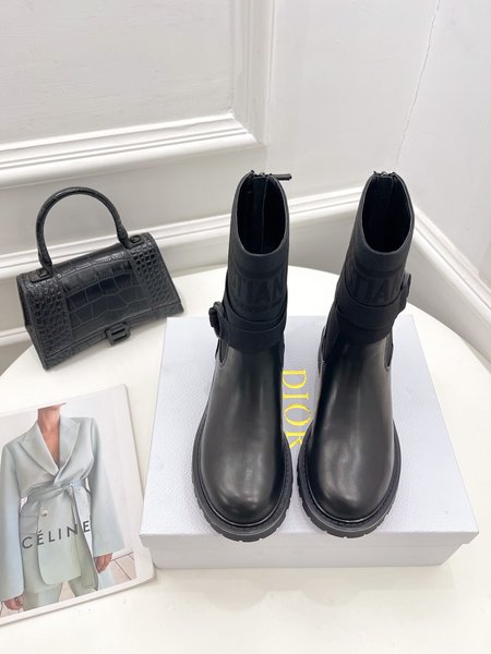 Dior new knight boots