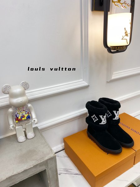 Louis Vuitton fur boots elegant style boots