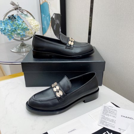 Chanel Logo loafers