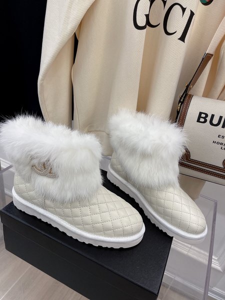 Chanel CC Rabbit Fur Snow Boots