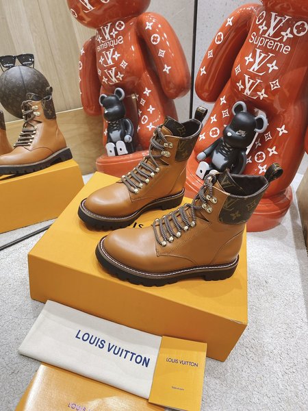 Louis Vuitton High-end boots replica