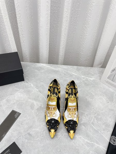 Versace 3D printed women s shoes