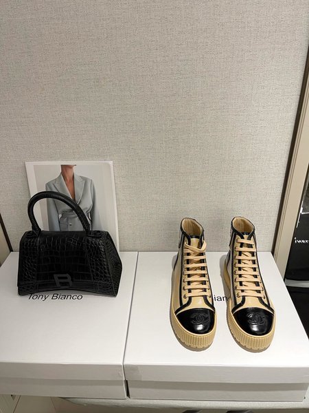 Chanel casual fashion boots