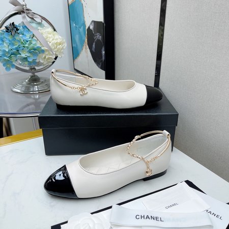 Chanel women s round toe chain shoes