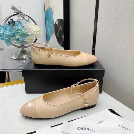 Chanel women s round toe chain shoes