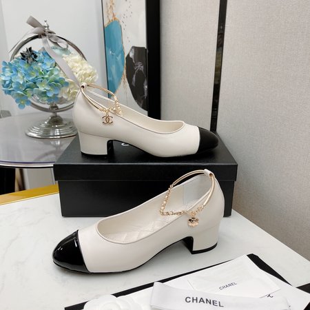 Chanel women s round toe chain shoes