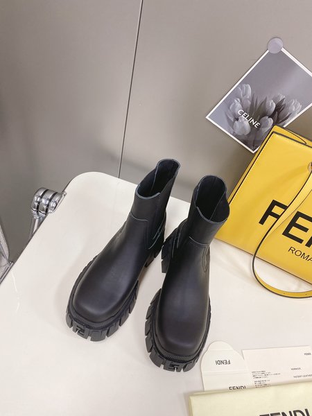 Fendi transparent outsole beautiful boots