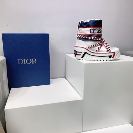 Dior snow boots