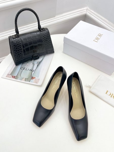 Dior women s small square toe shoes