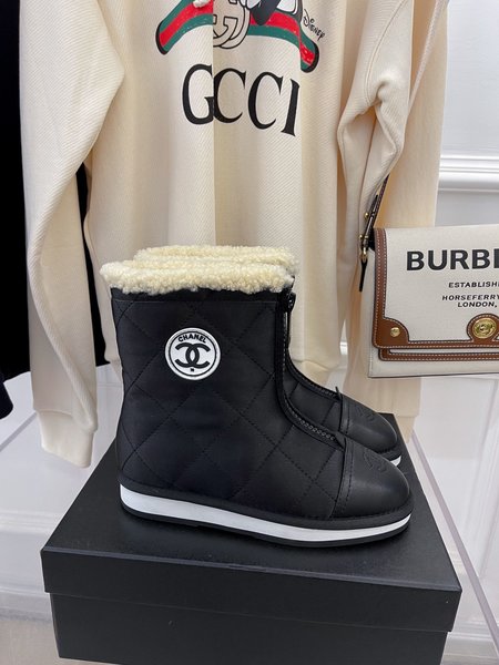 Chanel down snow boots