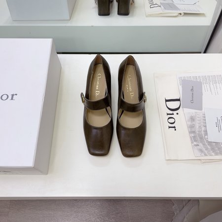 Dior D-Doll vintage Roman pumps