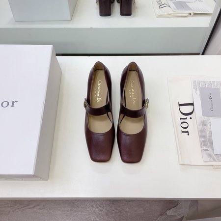 Dior D-Doll vintage Roman pumps