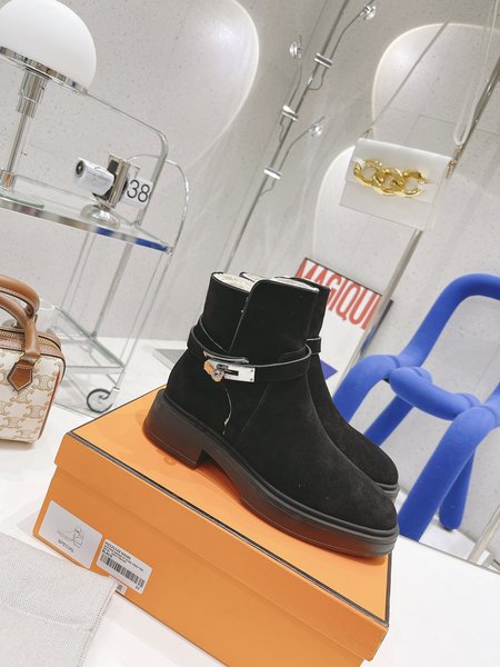 Hermes Classic Kelly Buckle Boots