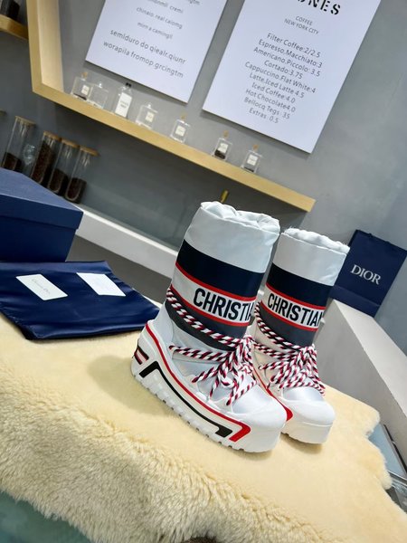 Dior snow boots