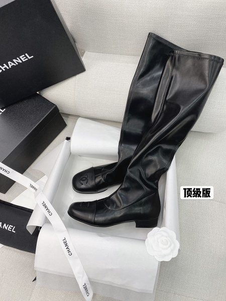 Chanel Embroidered sheepskin boots