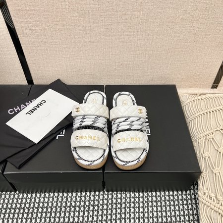 Chanel Straw Rope Velcro Slippers