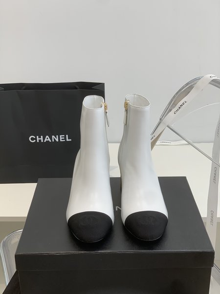 Chanel Black velvet and soft lambskin ankle boots