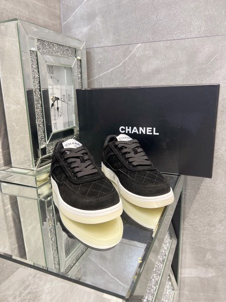 Chanel Macaron Panda Shoes