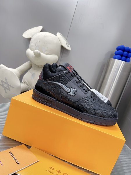 Louis Vuitton Baby Virgin Abloh sneakers