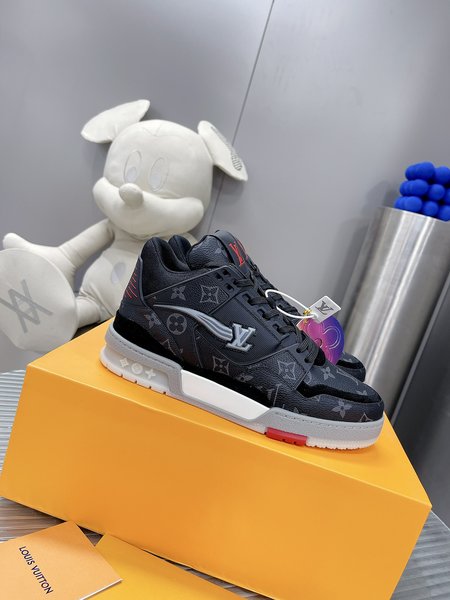 Louis Vuitton Baby Virgin Abloh sneakers