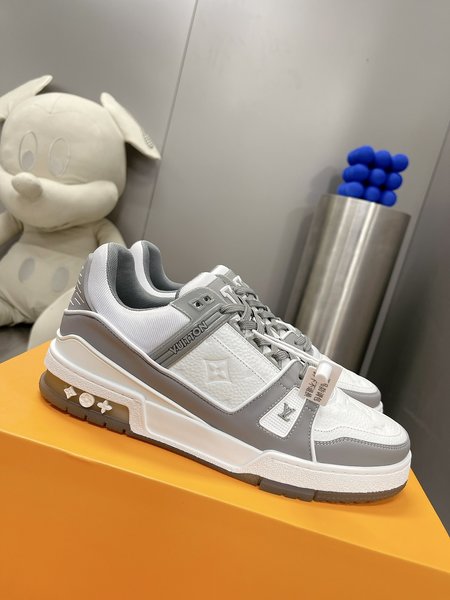 Louis Vuitton Baby Virgin Abloh sneakers