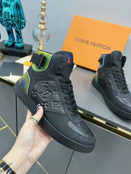 Louis Vuitton men s silk leather sneakers