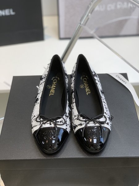 Chanel classic ballerinas