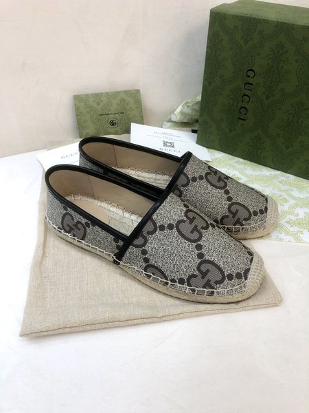 Gucci Espadrilles shoes classic GG