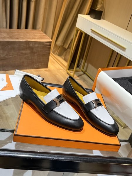 Hermes Sheepskin slippers