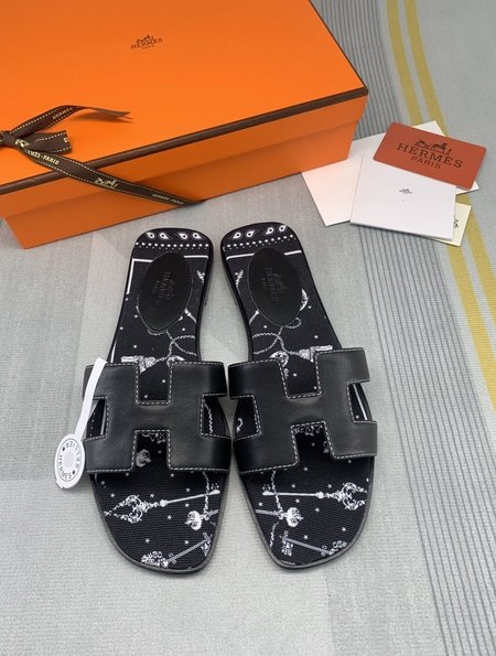 Hermes HERMES plain calfskin sandals