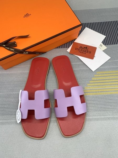 Hermes Classic plain calfskin sandals and slippers