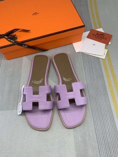 Hermes Classic plain calfskin sandals and slippers