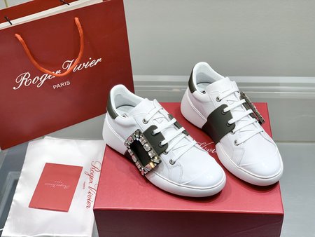 Roger Viver diamond buckle white shoes