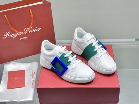 Roger Viver diamond buckle white shoes