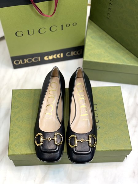 Gucci vintage horsebit shoes