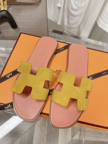 Hermes high end classic slippers