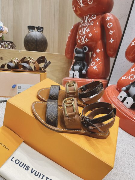 Louis Vuitton leather sandals