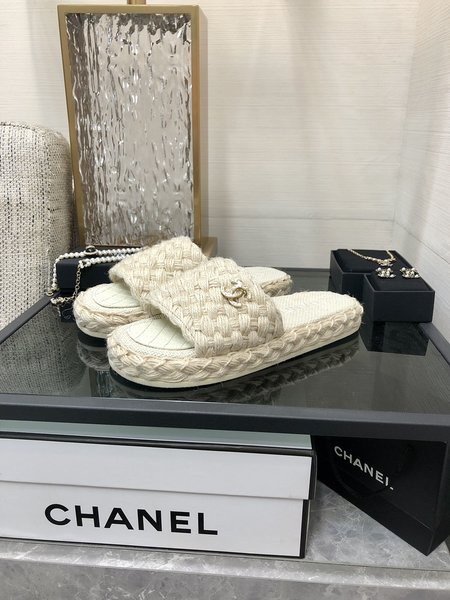 Chanel Woven slippers