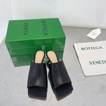 Bottega Veneta classic high heel sandals