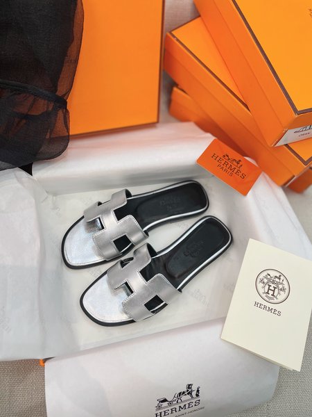 Hermes H classic Oran flat slides