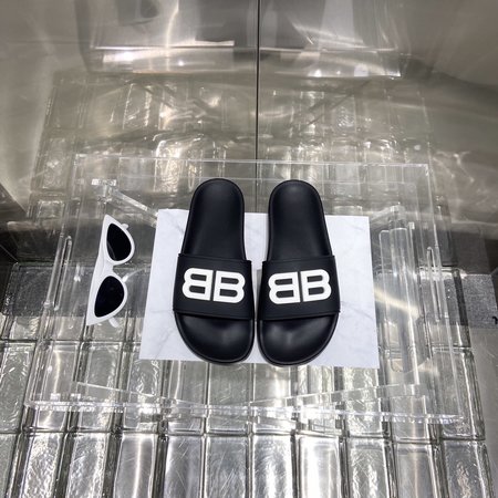 Balenciaga Slippers