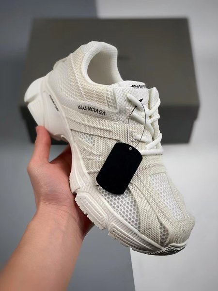 Balenciaga SUNNER sneakers outsole