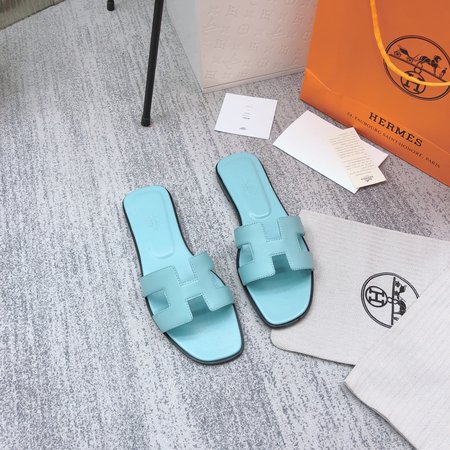 Hermes H slippers classic