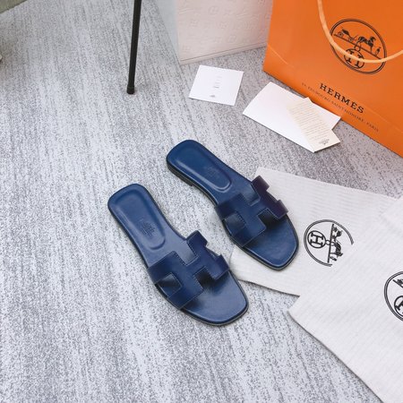 Hermes H slippers classic