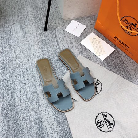 Hermes H slippers classic